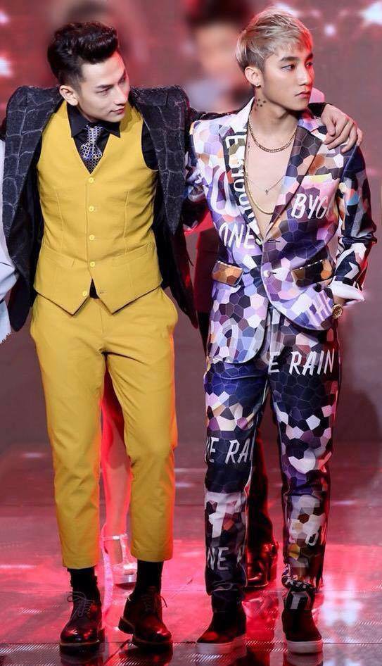 Mỹ nam Việt đứng chung một khung hình, bạn sẽ theo thuyền nào?-1