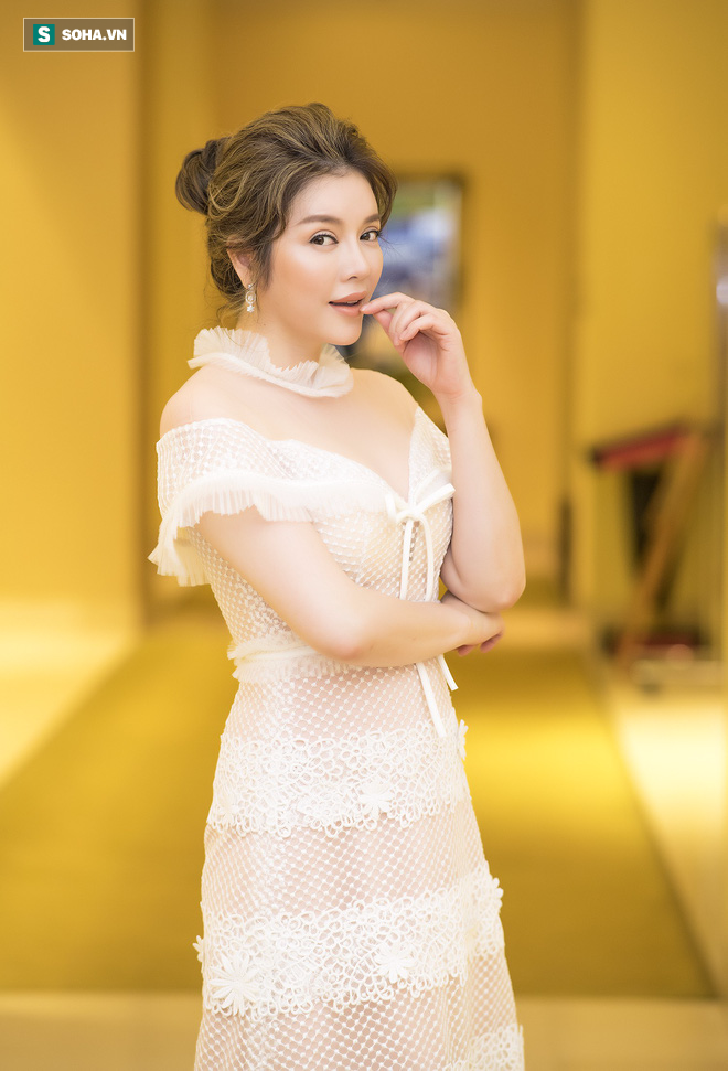 Cận cảnh vẻ xinh đẹp, lộng lẫy của Lý Nhã Kỳ-10