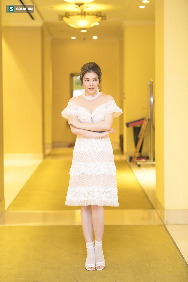 Cận cảnh vẻ xinh đẹp, lộng lẫy của Lý Nhã Kỳ-1