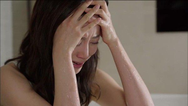 Khi con tôi vừa chào đời, mẹ chồng đã làm một việc khiến tôi tổn thương vô cùng-2