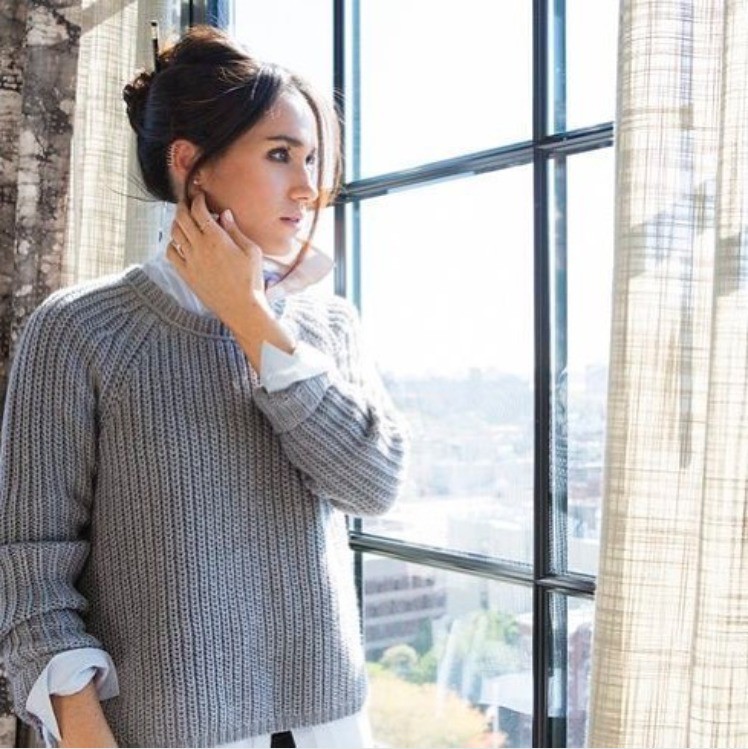 Ngoài chuyện không được để đầu bù tóc rối, phụ nữ trong hoàng gia Anh còn phải tuân theo 12 quy tắc bất di bất dịch” sau-6