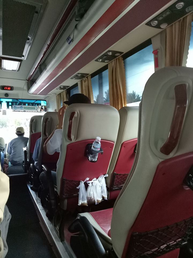 4 chiếc túi nilon trớ trêu và nỗi ngán ngẩm của cô gái trên chuyến xe đường dài-2