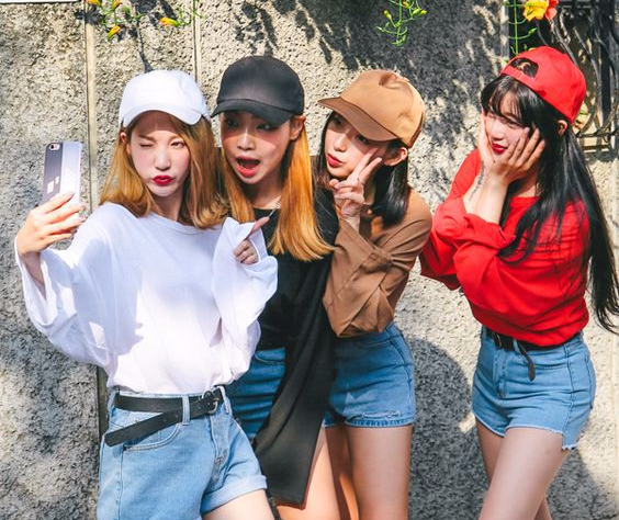 Khoe điểm kiểm tra toàn 10, tưởng được khen nào ngờ nhóm bạn nhận cái kết đắng từ dân mạng-3