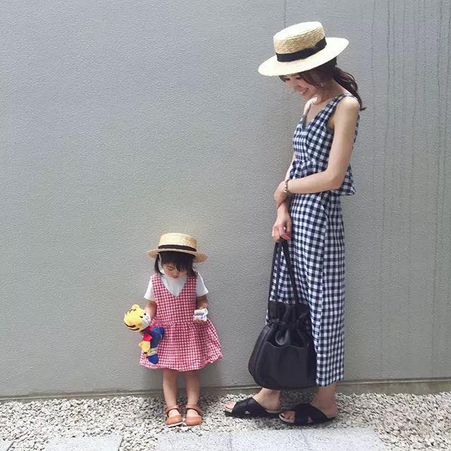 Chỉ chụp ảnh đôi cùng con gái, nữ blogger người Nhật nổi tiếng khắp MXH-4