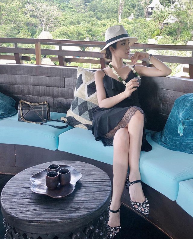 Ngắm trọn đường cong nóng bỏng của Diệp Lâm Anh-5