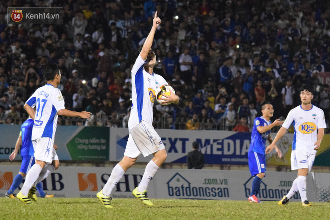 Công Phượng lập tuyệt phẩm, HAGL loại nhà đương kim vô địch V.League khỏi Cúp Quốc gia-2