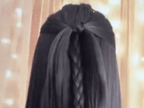 Clip: 'Đổi gió' với 9 kiểu tóc tết đẹp gây ấn tượng dịp nghỉ lễ 1/5