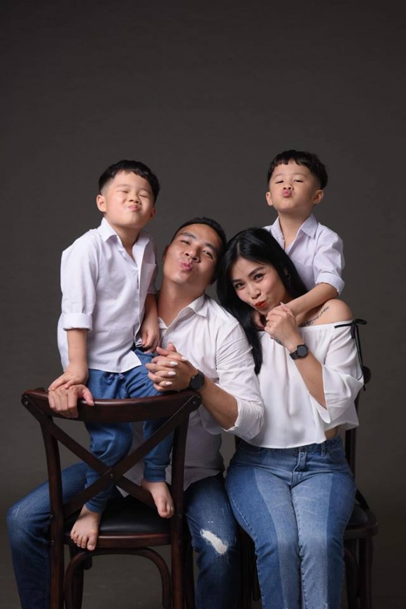 MC Nguyễn Hoàng Linh chụp ảnh cùng những người đàn ông quan trọng nhất cuộc đời mình-3