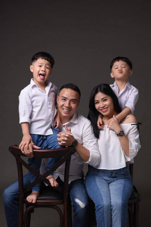 MC Nguyễn Hoàng Linh chụp ảnh cùng những người đàn ông quan trọng nhất cuộc đời mình-6