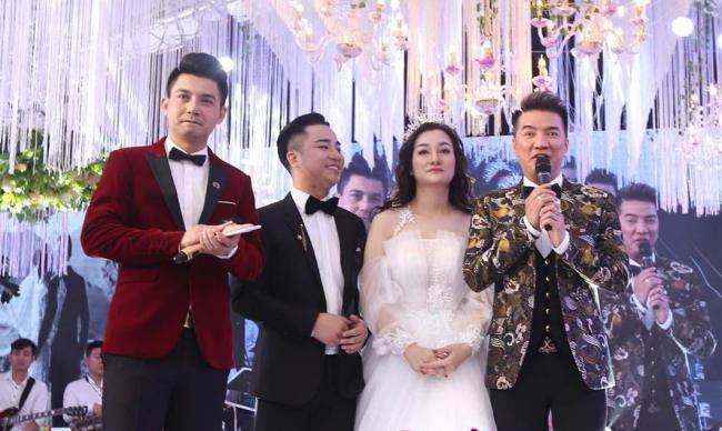 Mr Đàm tiết lộ bí mật giấu kín suốt 20 năm trong đám cưới con gái và Hữu Công-2