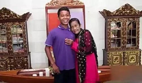 Thấy vợ 71 tuổi quá quyến rũ, sợ bị cướp, chồng 16 tuổi đã làm điều không tưởng-3