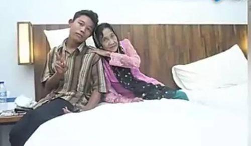 Thấy vợ 71 tuổi quá quyến rũ, sợ bị cướp, chồng 16 tuổi đã làm điều không tưởng-4