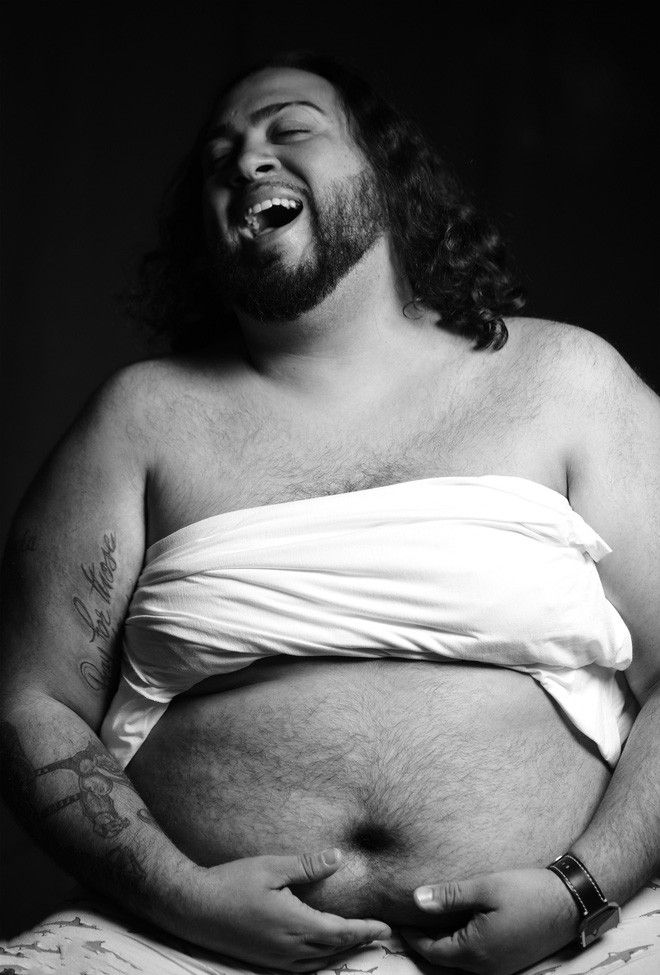 Tự hào sắp được làm bố đến mức người chồng này đã thay mặt” vợ chụp ảnh bầu-3