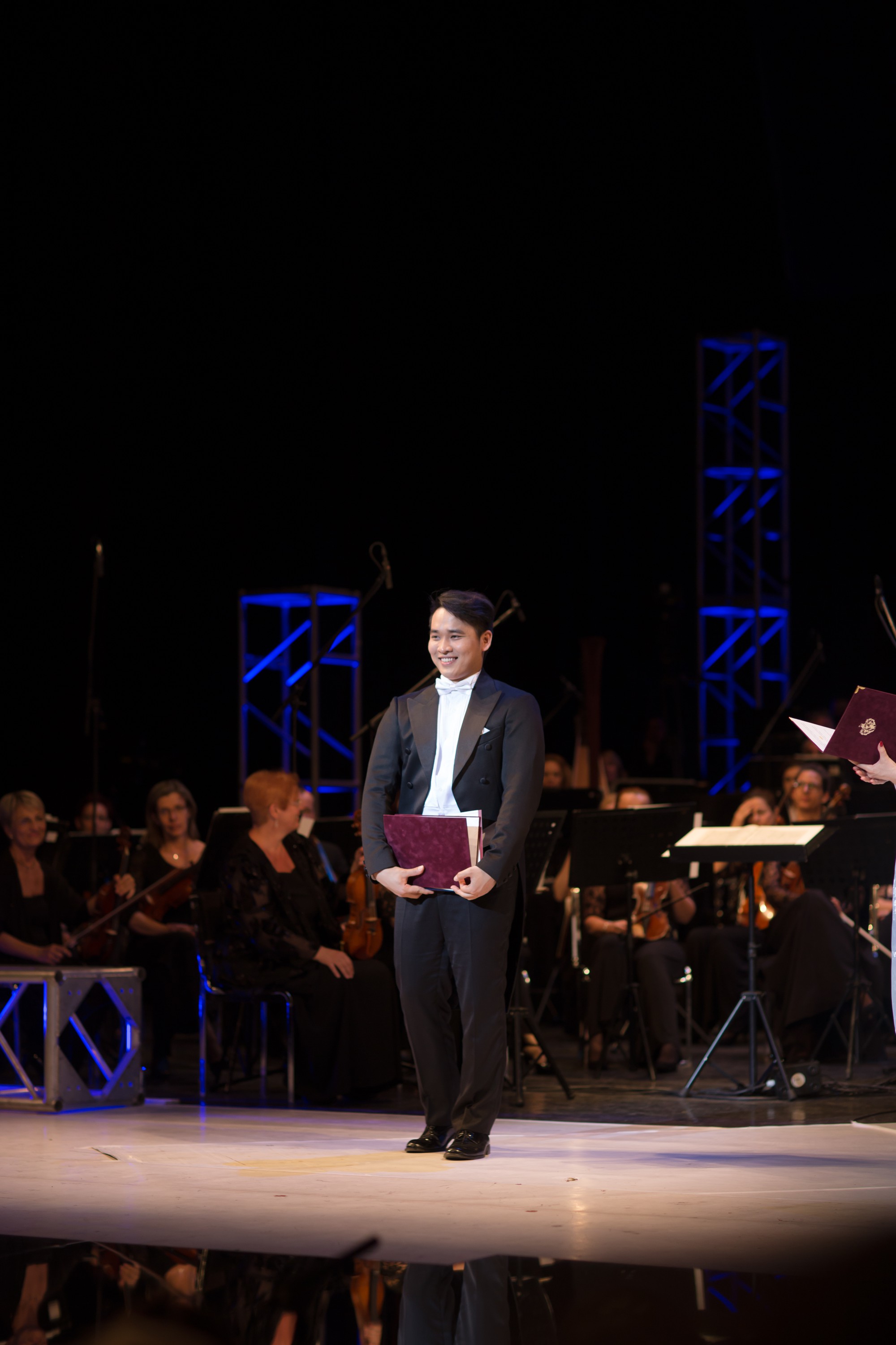 Du học sinh Việt điển trai 2 lần giành giải Nhất cuộc thi thanh nhạc quốc tế-9