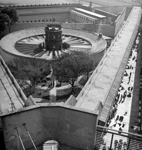 Thành phố đáng sợ bậc nhất thế giới, nơi chứa đựng những câu chuyện kỳ lạ-3