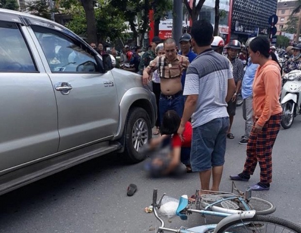 Xe bán tải lùi trúng khiến cụ bà tử vong: Giận vợ nên mới đi ngược chiều?-1