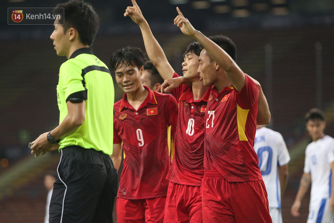 Tuyển Việt Nam dễ thở, Thái Lan gặp khó tại AFF Cup 2018-3