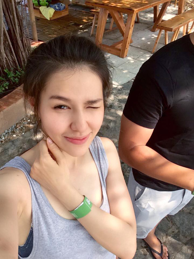 Hạnh phúc ngọt ngào của mẹ trẻ xinh như hot girl, từ bỏ công việc tốt để ở nhà chăm sóc chồng con-13