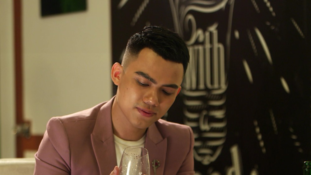 Chuyện hiếm có ở show hẹn hò: Chàng hot boy The Voice bị cả 3 nữ ứng cử viên tẩy chay!-10