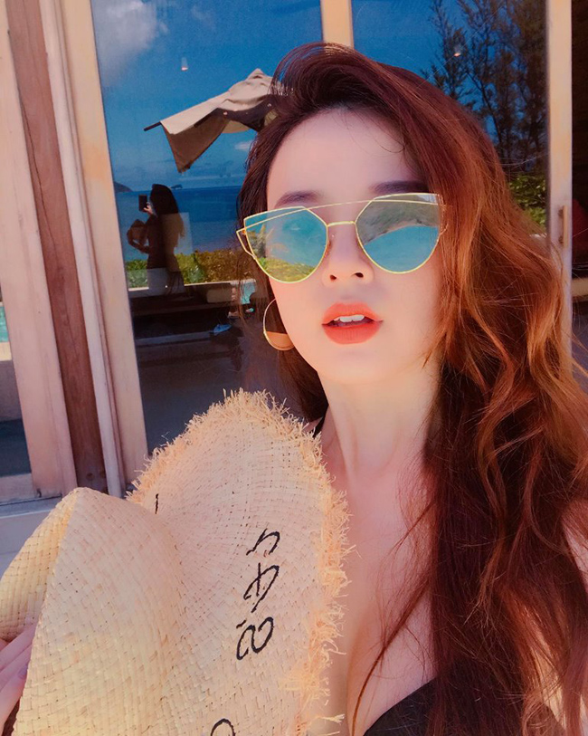 Sau tất cả, Midu đã chịu lột xác nóng bỏng đến ngỡ ngàng-11