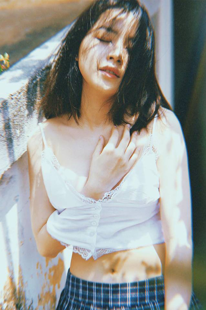 3 cô nàng được coi là ngọc nữ của showbiz Việt quyết chuyển hướng từ ngây thơ sang sexy gợi cảm-9