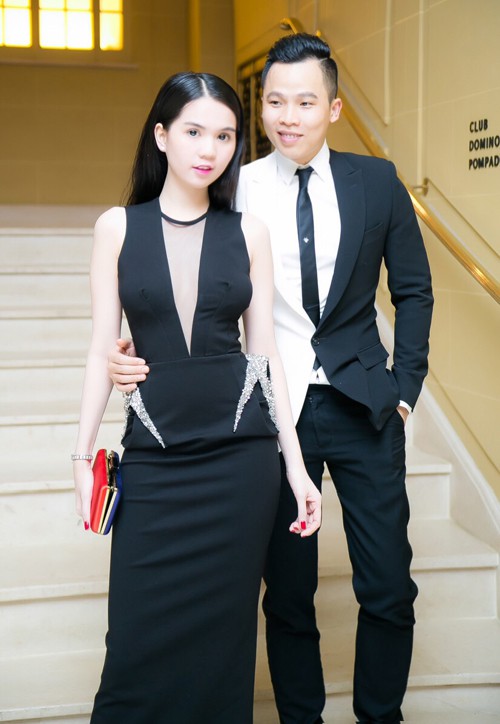 Là nữ hoàng nội y” nhưng thật ra Ngọc Trinh lại toàn bị nội y hại-8