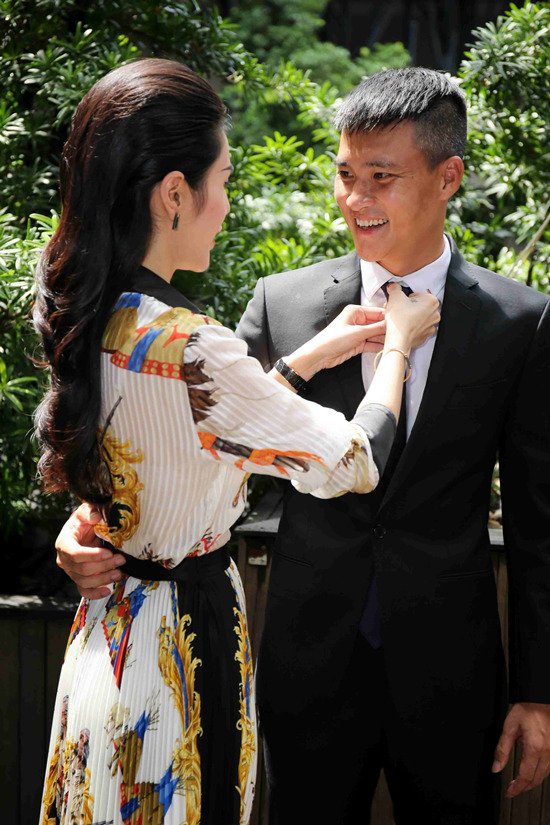 Thuỷ Tiên mặc cây hàng hiệu hơn 1 tỷ sánh đôi Công Vinh-7