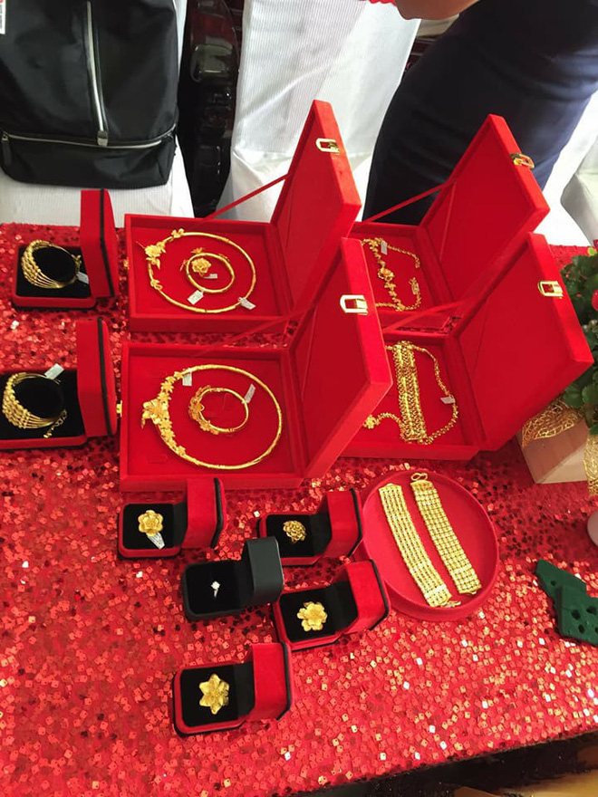 Bối rối vì được mẹ chồng tương lai tặng tiền vàng trị giá 310 triệu, nàng dâu trẻ còn bị mắng là khoe của-2