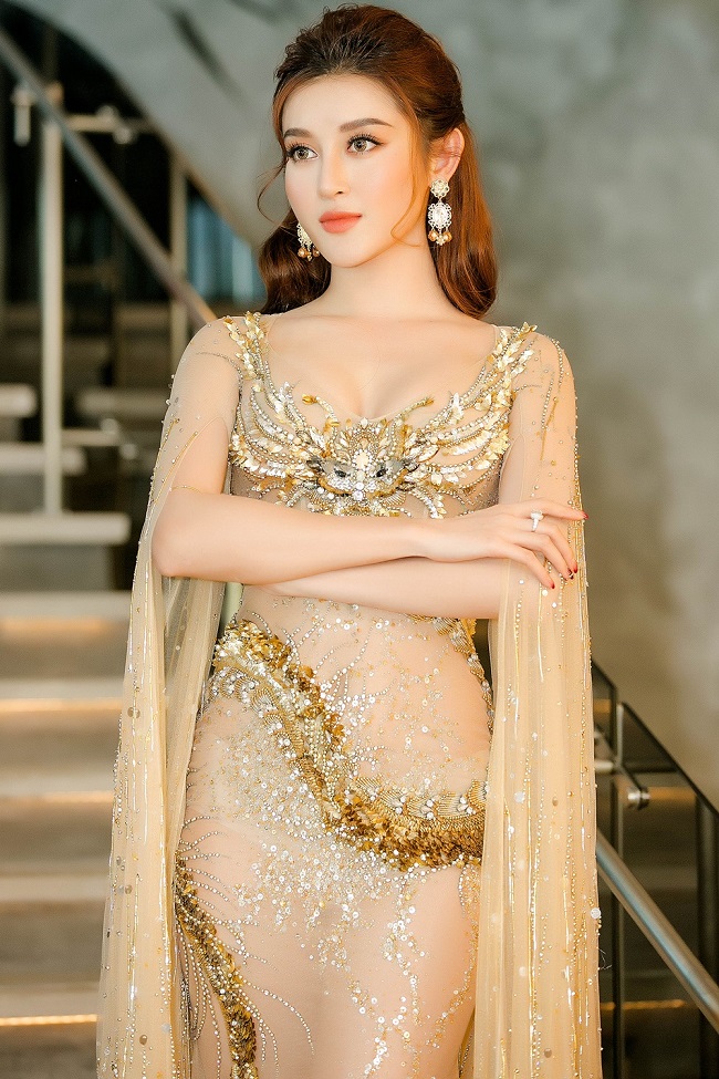 Huyền My, Nam Em và 4 mỹ nữ lọt top hoa hậu đẹp nhất thế giới-1