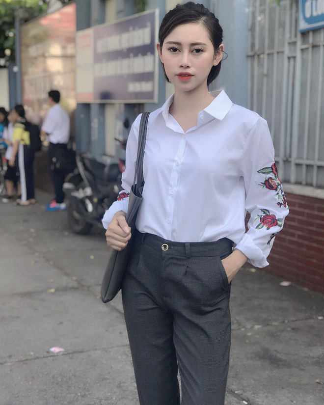 Dân tình đối đầu khi xem clip cô gái Việt vô tư chỉnh áo ngực trước cửa kính ô tô hút 10 triệu view-7