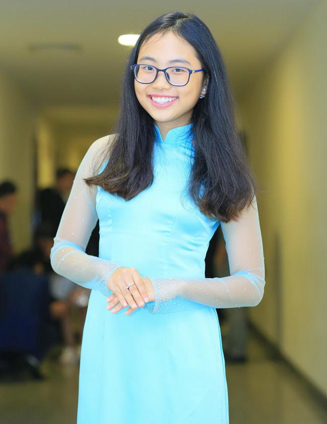 Phương Mỹ Chi bị tố đi sự kiễn trễ hai tiếng đồng hồ, thái độ chảnh chọe-2