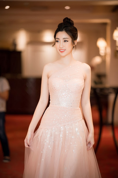 Mỹ Linh khoe nhan sắc mong manh sau khi lọt top 64 Hoa hậu đẹp nhất-4