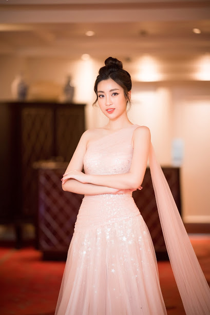 Mỹ Linh khoe nhan sắc mong manh sau khi lọt top 64 Hoa hậu đẹp nhất-3