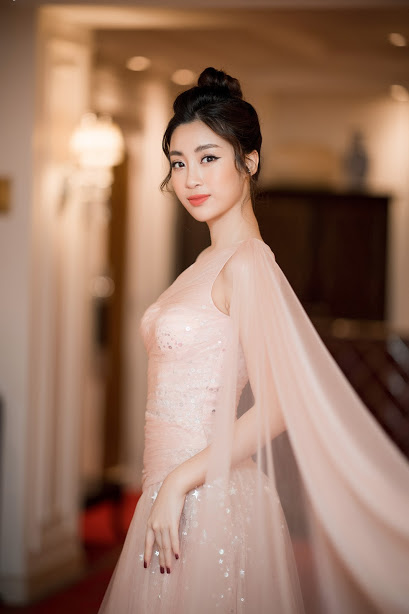 Mỹ Linh khoe nhan sắc mong manh sau khi lọt top 64 Hoa hậu đẹp nhất-5