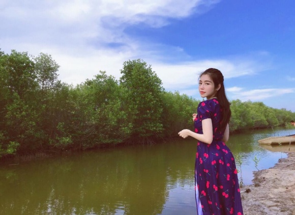 Elly Trần thả hồn giữa thiên nhiên đẹp thơ mộng-3