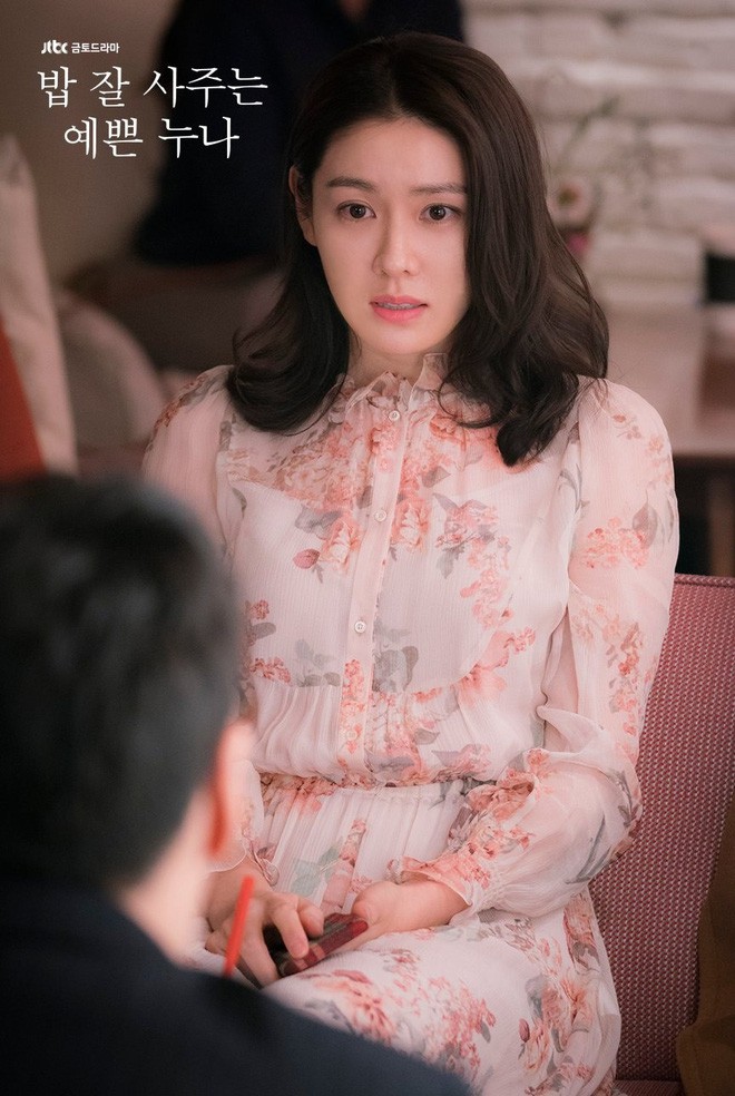 Cơn sốt của chiếc váy hoa quốc dân: Đến cả Song Hye Kyo cũng chọn mặc để đóng quảng cáo đây này!-5
