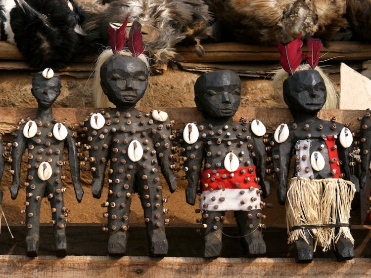 Những địa điểm du lịch kỳ dị nhất trên Trái đất-8