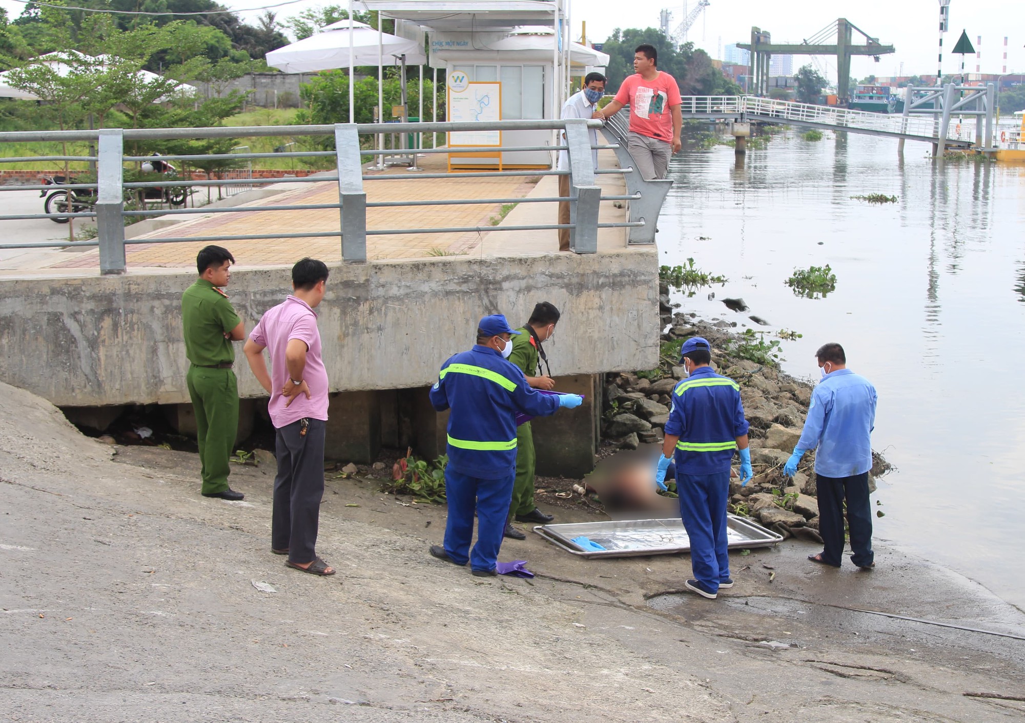 Tắm sông vào ban đêm, một bảo vệ dân phố ở Sài Gòn chết đuối-2