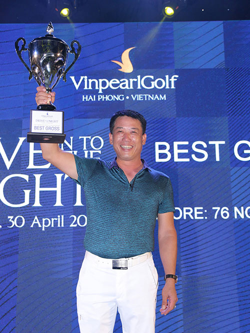 ‘Drive into the Night’ vinh danh những ‘Kỵ sĩ bóng đêm’-8