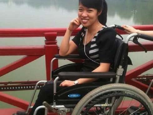 Bà mẹ đơn thân tật nguyền với ca đẻ thường hy hữu khiến cả viện xôn xao