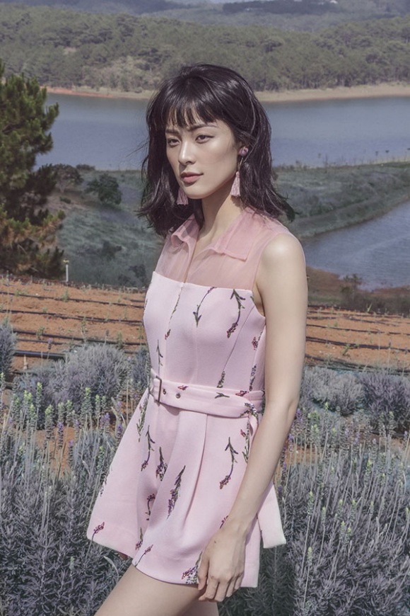 Hạ Vi đẹp sương khói trong mùa hoa oải hương-4