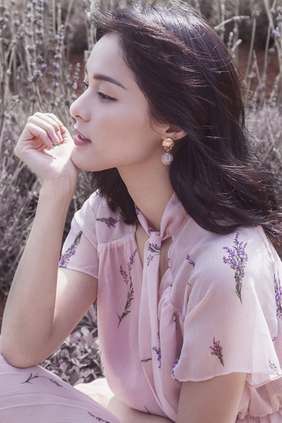 Hạ Vi đẹp sương khói trong mùa hoa oải hương-7