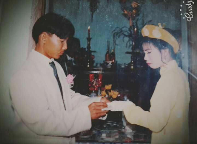 Dân tình lại đồng loạt khoe ảnh cưới của bố mẹ ngày xưa, giản dị mà đầy ắp kỷ niệm-18