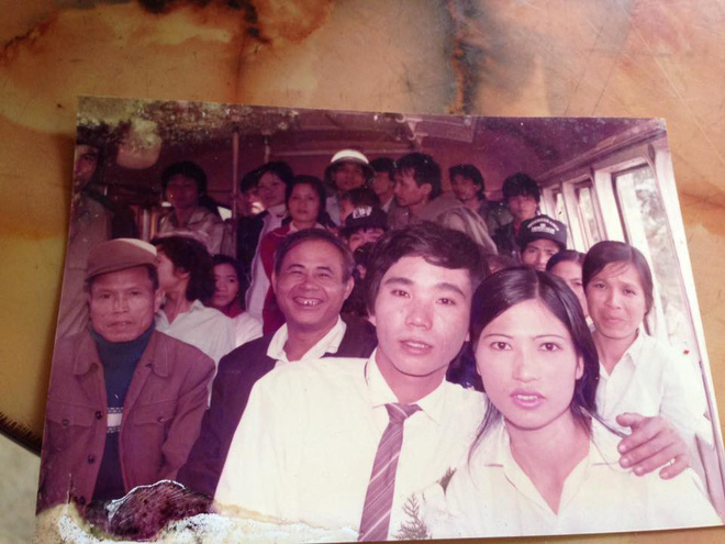 Dân tình lại đồng loạt khoe ảnh cưới của bố mẹ ngày xưa, giản dị mà đầy ắp kỷ niệm-19