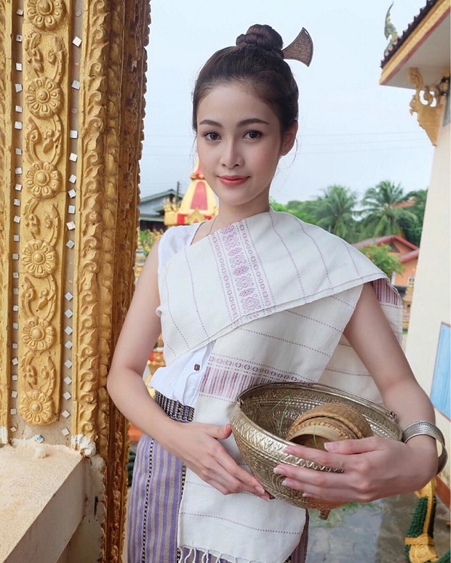 6 quốc bảo mỹ nữ Lào, Campuchia khiến người gặp người yêu-14