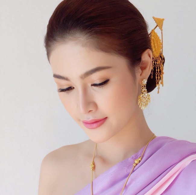 6 quốc bảo mỹ nữ Lào, Campuchia khiến người gặp người yêu-13