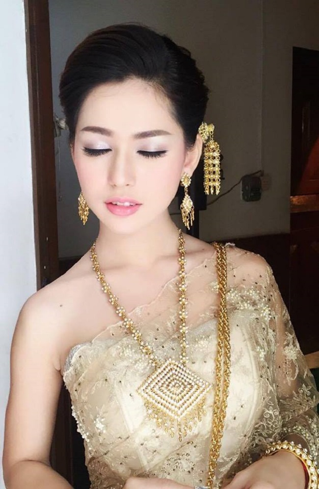 6 quốc bảo mỹ nữ Lào, Campuchia khiến người gặp người yêu-7