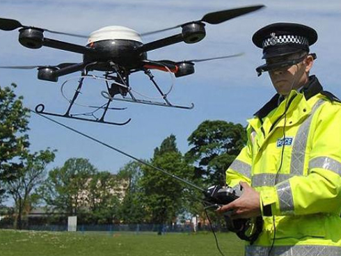 Sân bay Anh lại náo loạn vì phát hiện drone-3