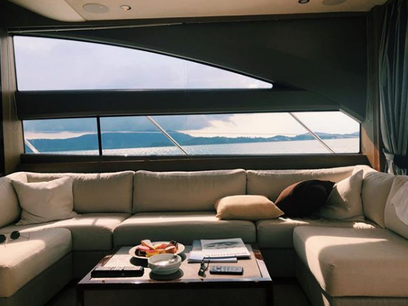 Những thiên kim tiểu thư Thái Lan: Xinh đẹp lại có cuộc sống giàu sang nhiều người mong ước-14