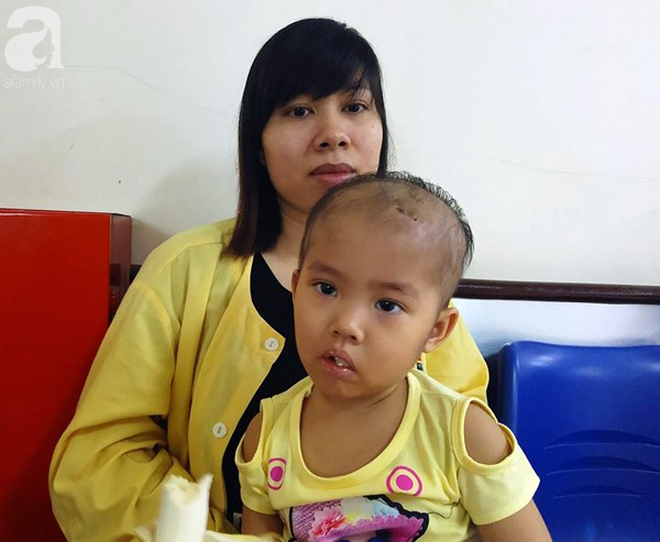 Bé gái hơn 3 tuổi đau đớn trải qua 2 lần phẫu thuật trị xạ u não-5